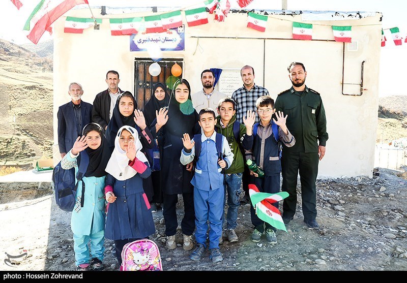 ساخت مدرسه بجای کانکس