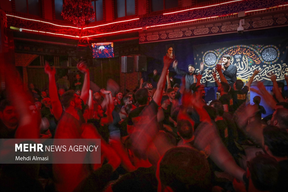 عزاداری ایام فاطمیه در حسینیه اعظم زنجان