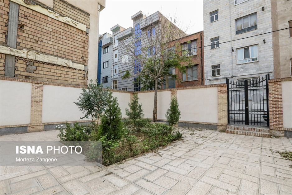 مقبره شهدای «قلم مشروطه» در تهران