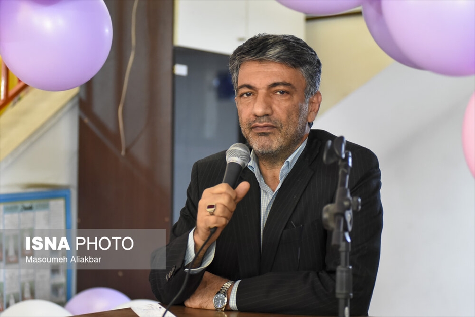 گرامیداشت روز جهانی معلولان در مدرسه استثنایی زمردیان