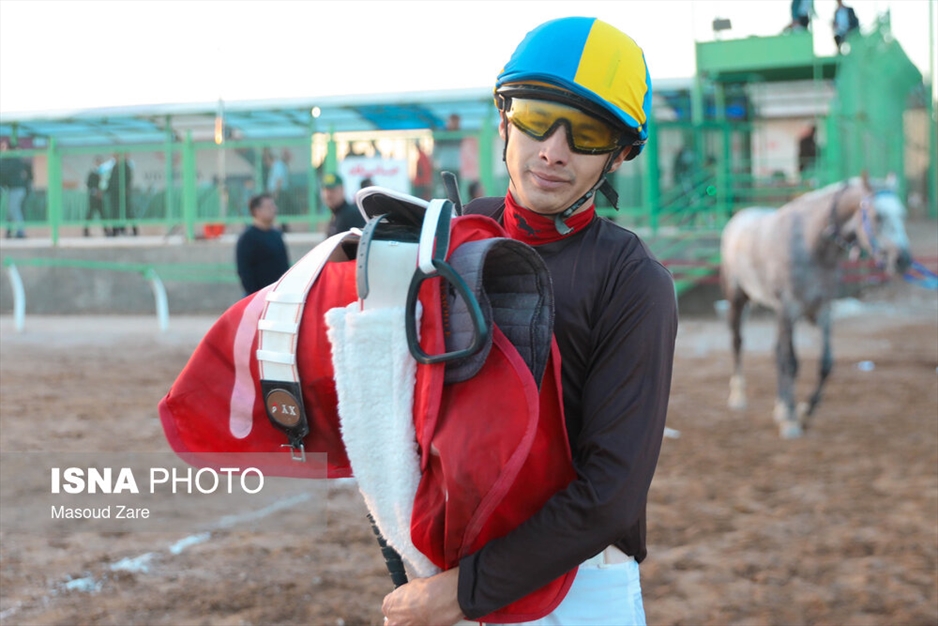 دهمین هفته کورس پاییزه اسب دوانی یزد