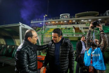 لیگ برتر فوتبال- ذوب آهن و استقلال