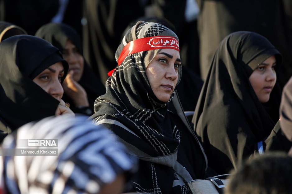 تشییع پیکر شهید گمنام در جزیره کیش