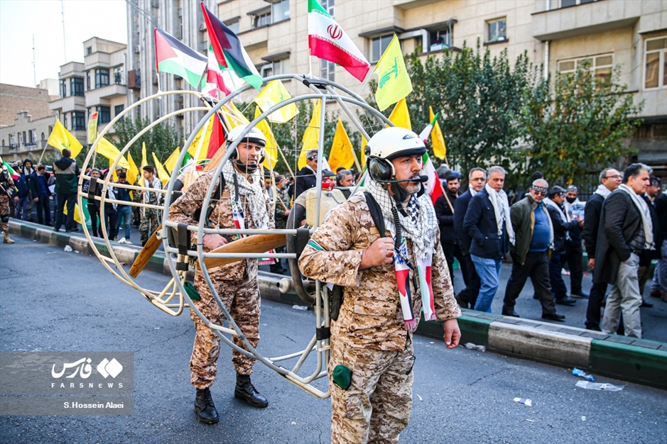 رزمایش ۵۰‌‌ هزار نفری بسیجیان در تهران