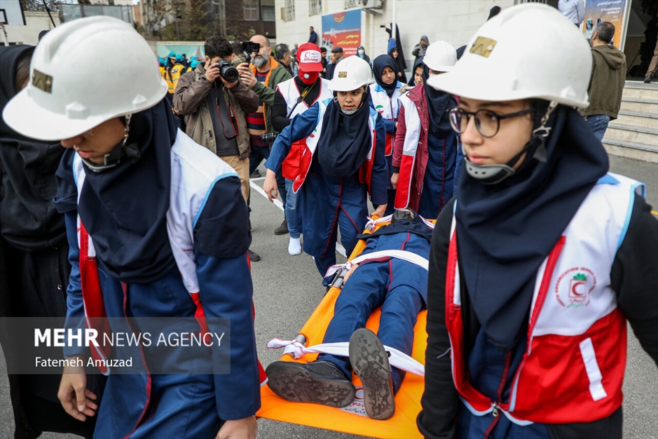 مانور سراسری زلزله در مدارس
