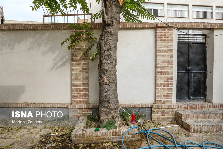 مقبره شهدای «قلم مشروطه» در تهران