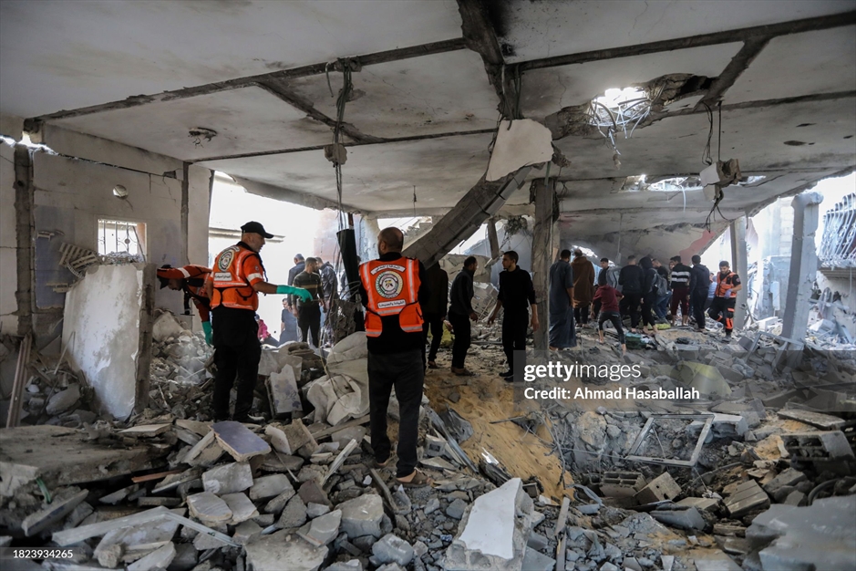 مردم فلسطینی در خان یونس