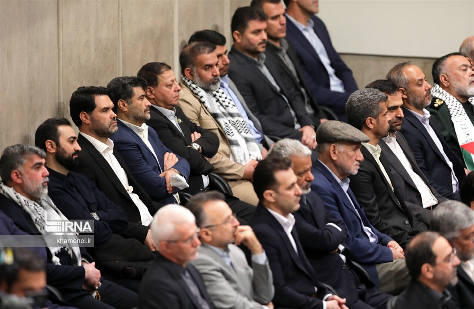 دیدار قهرمانان و مدال‌آوران ورزشی با رهبر انقلاب