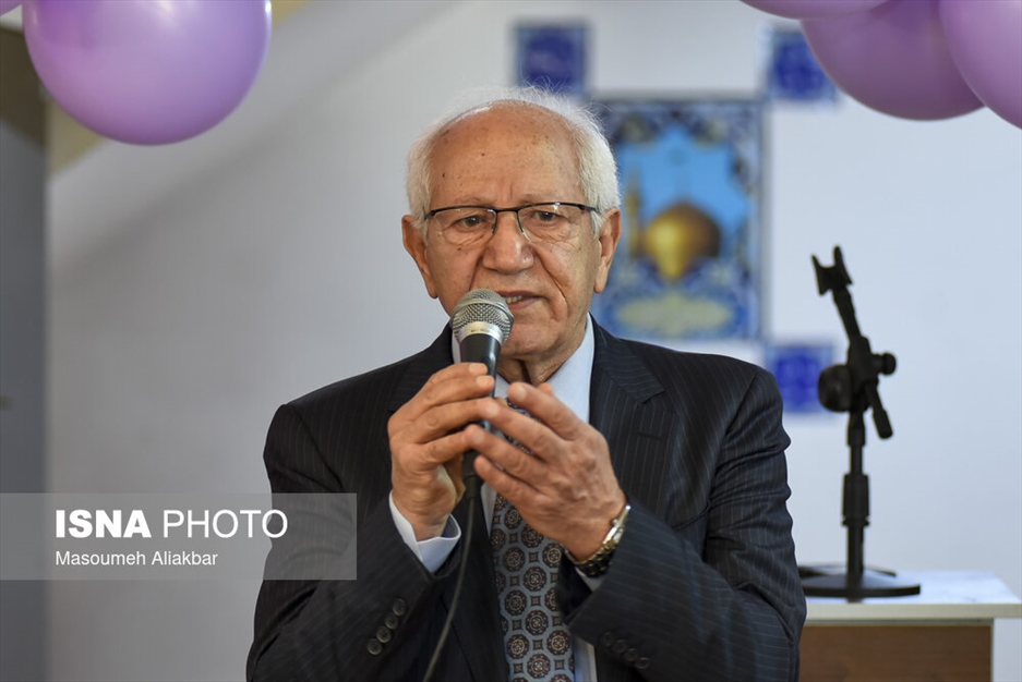 گرامیداشت روز جهانی معلولان در مدرسه استثنایی زمردیان