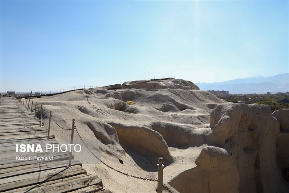 سیلک؛ مدفن راز