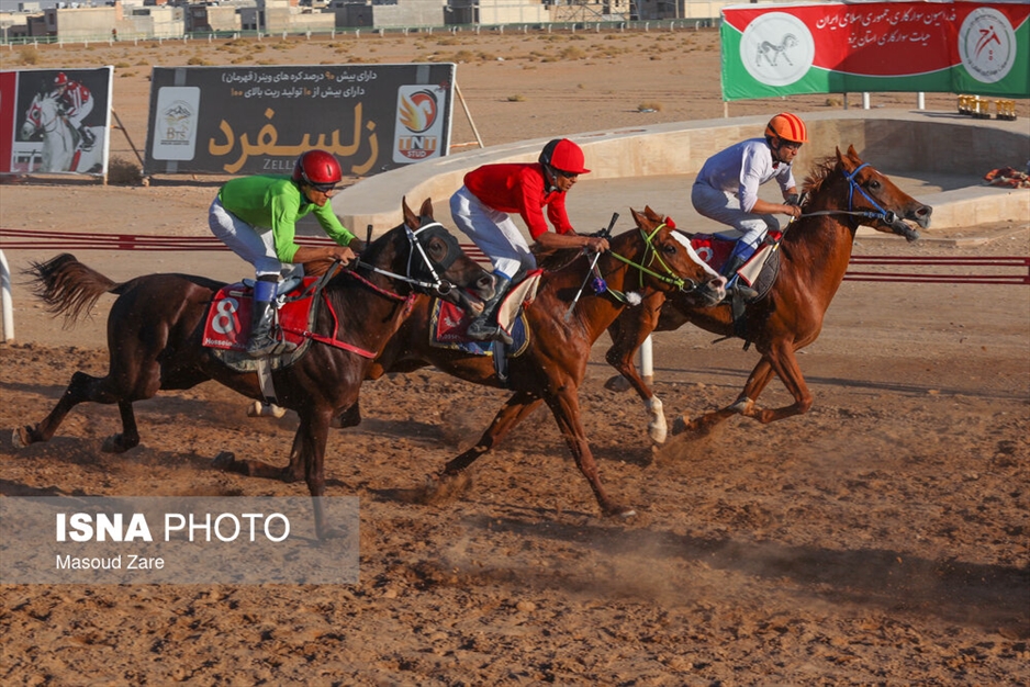 دهمین هفته کورس پاییزه اسب دوانی یزد