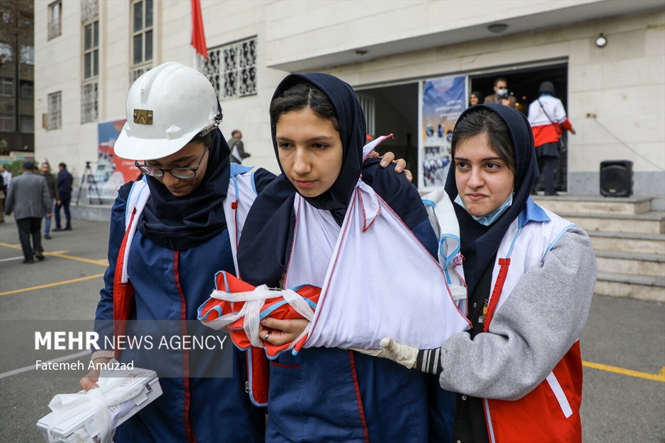 مانور سراسری زلزله در مدارس