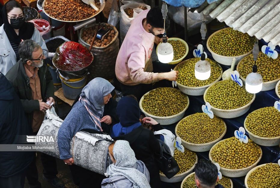 خرید شب چلّه در بازار رشت