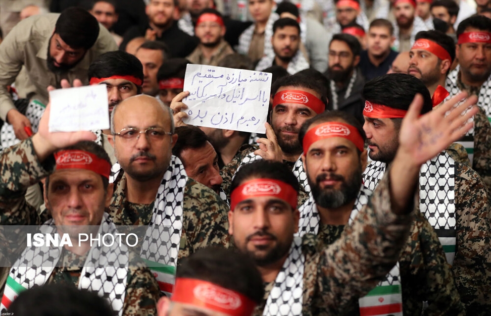 دیدار هزاران نفر از بسیجیان با رهبر معظم انقلاب