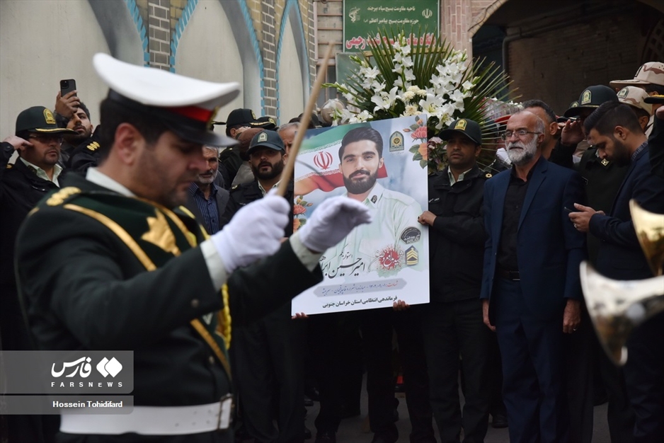 تشییع شهید مدافع وطن در بیرجند