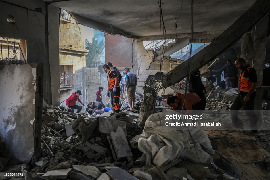 مردم فلسطینی در خان یونس