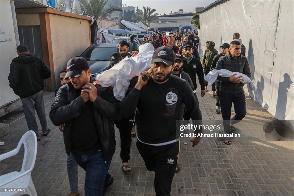 مردم فلسطینی در خان یونس