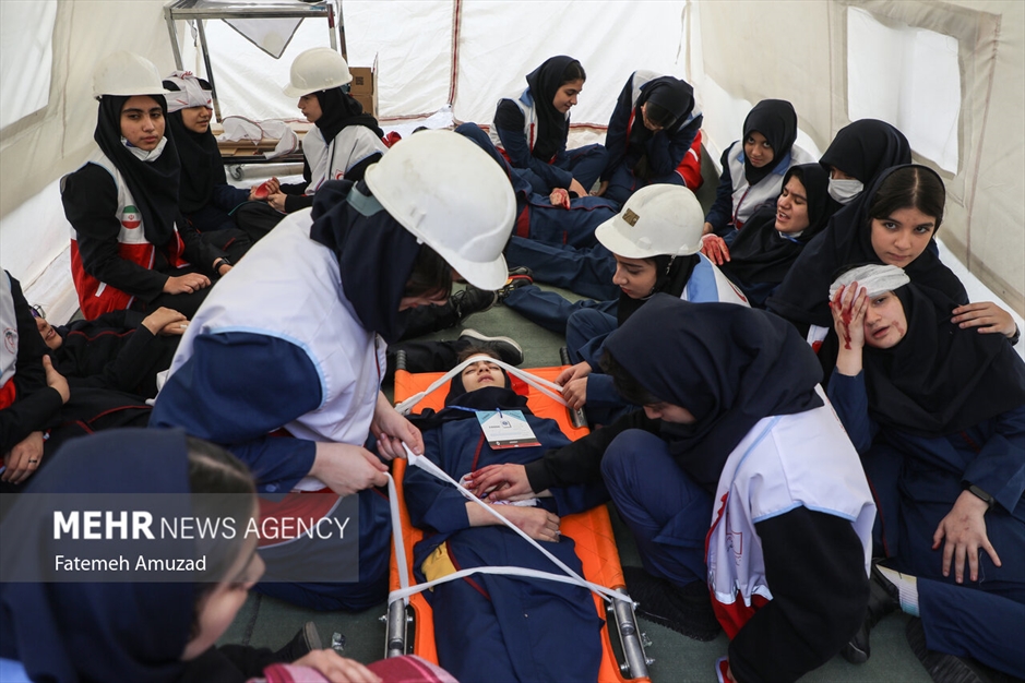 مانور سراسری زلزله در مدارس