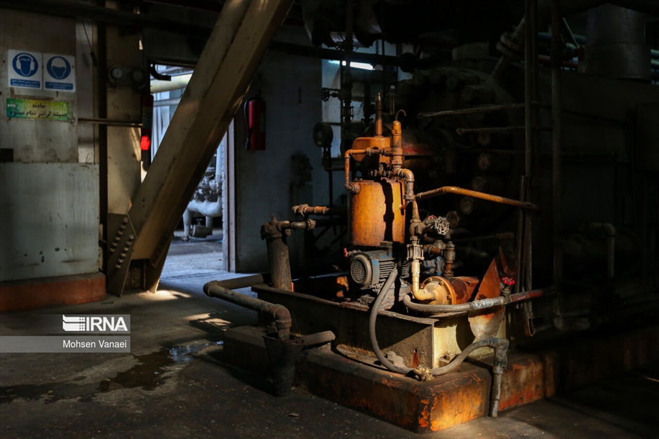  بازدید خبرنگاران از مرکز پایش آلودگی هوا و نیروگاه بعثت