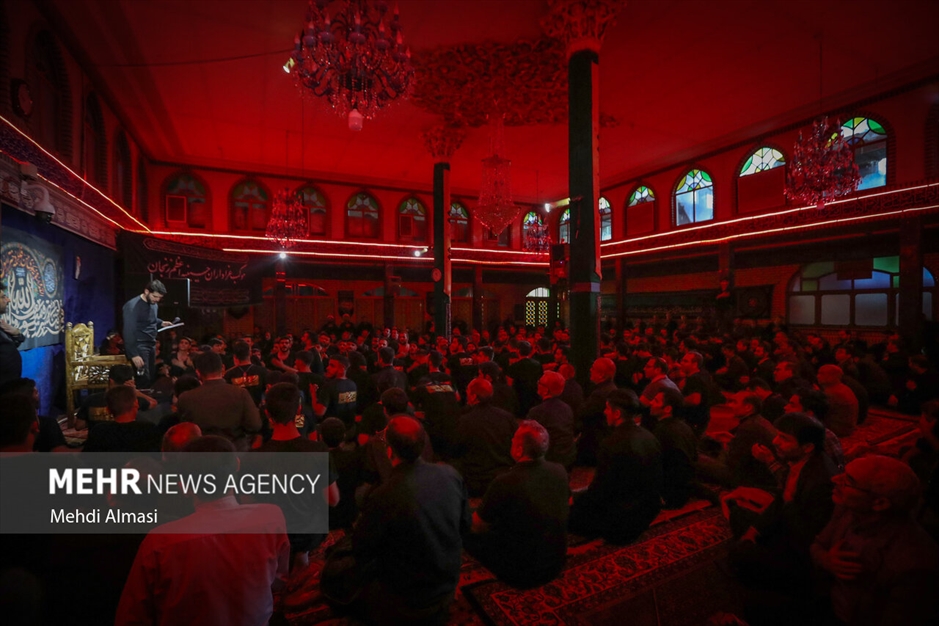 عزاداری ایام فاطمیه در حسینیه اعظم زنجان