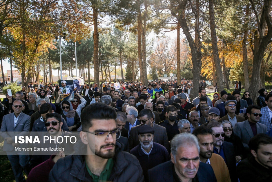 خاکسپاری محمدعلی اسلامی ندوشن در نیشابور