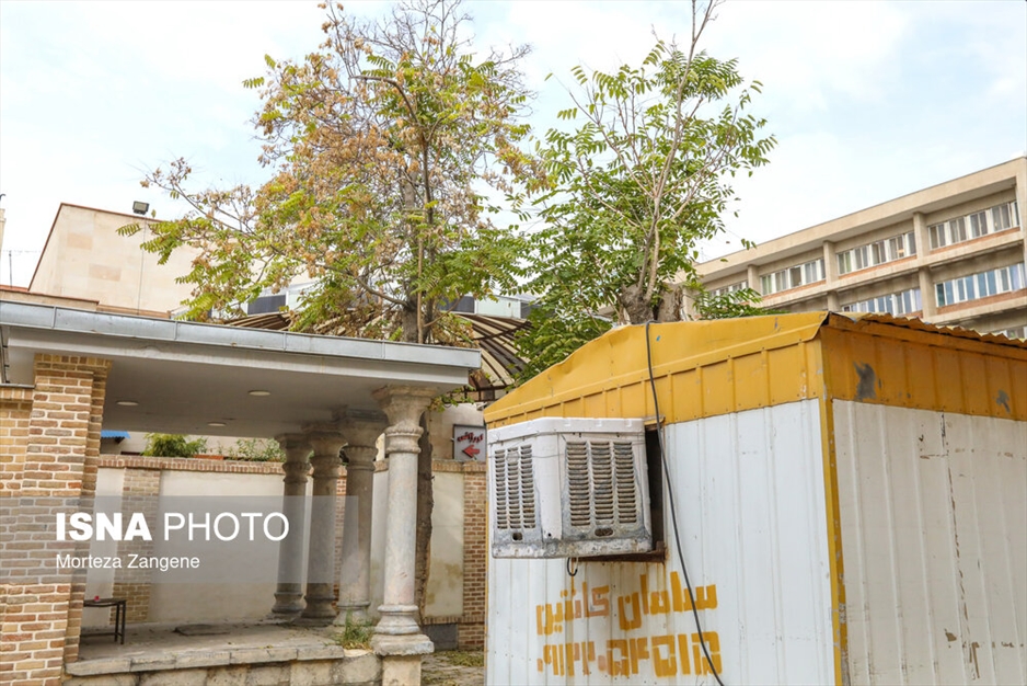 مقبره شهدای «قلم مشروطه» در تهران