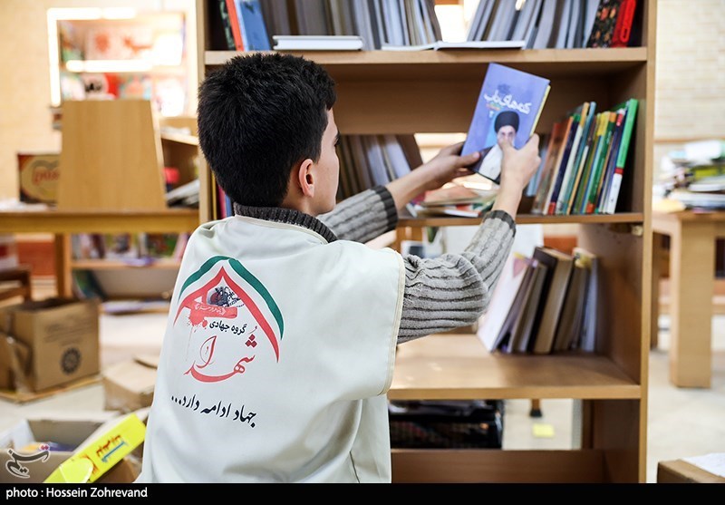 افتتاح کتابخانه گروه جهادی شهدا با مشارکت خبرگزاری تسنیم