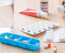 داروهای خوراکی یا موضعی، کدام بهتر است؟