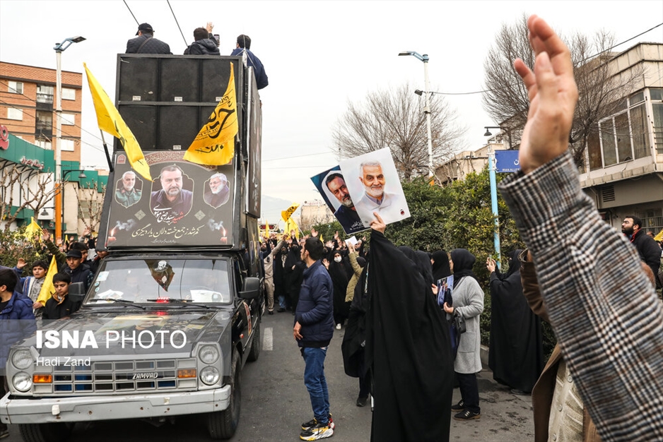 تشییع پیکر شهید سیدرضی موسوی در میدان امام حسین علیه‌السلام