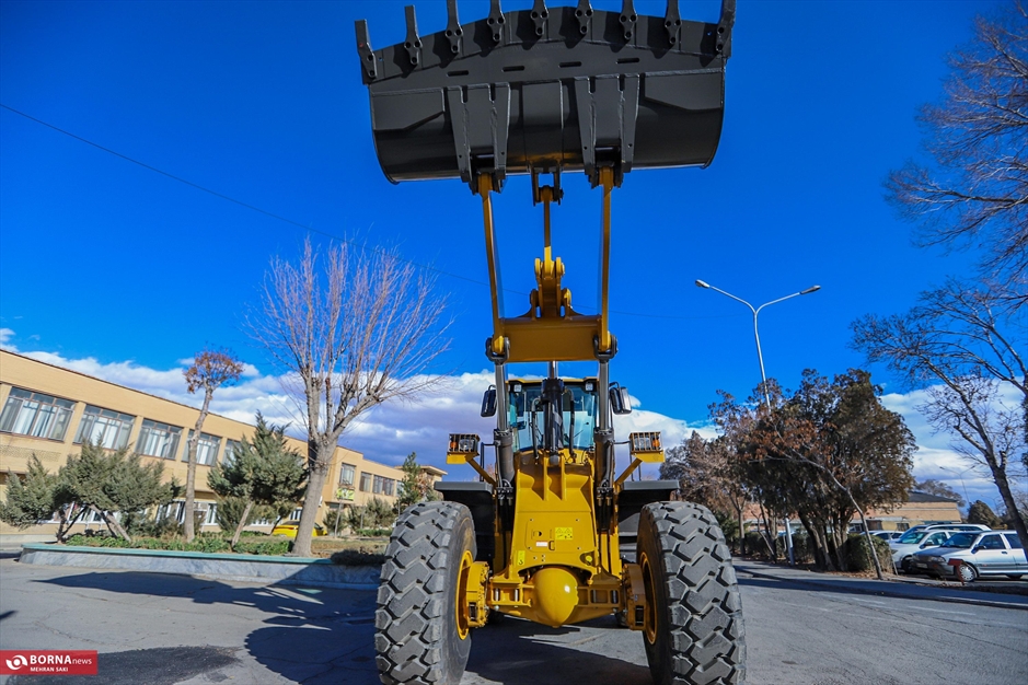 رونمایی از اولین بیل هیدرولیکی ۷۵ تن در هپکو