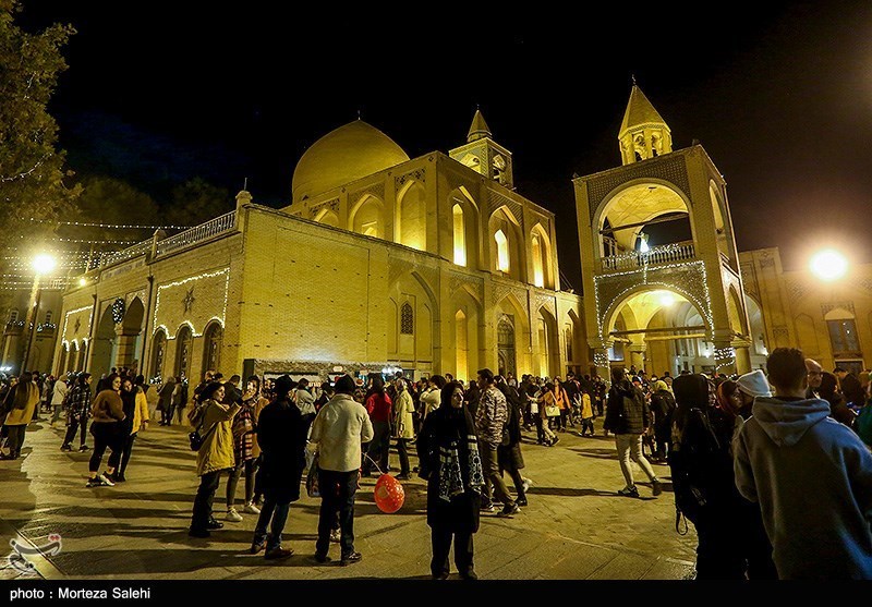 حال و هوای کلیسای وانک در آستانه سال نو میلادی