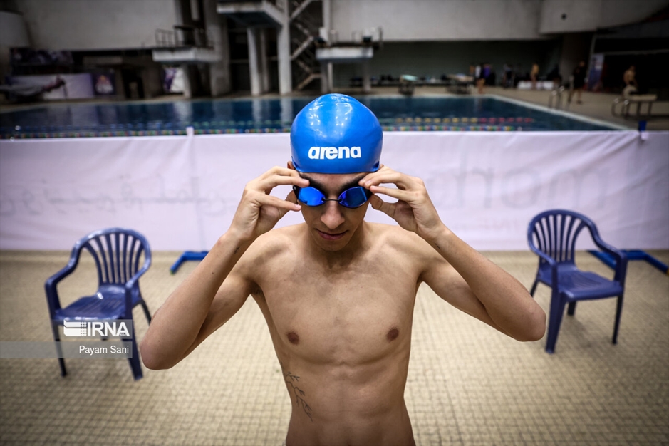 مرحله نخست لیگ شنا