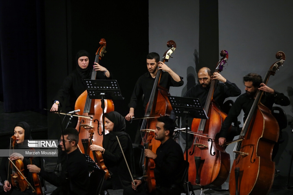 رونمایی از سمفونی «به قدقامت یاران»