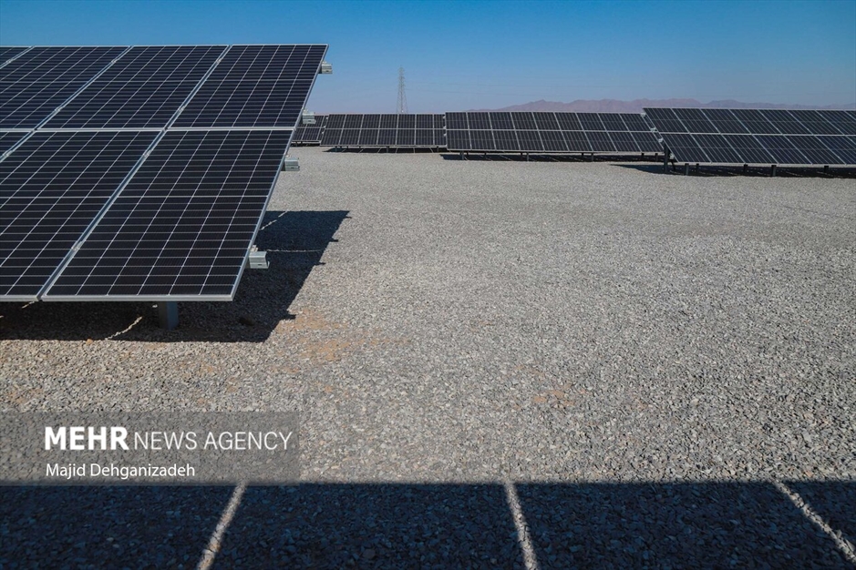 افتتاح نیروگاه ۱۰ مگاواتی «ساغند» اردکان