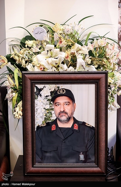 حضور رئیس مجلس در منزل سردار شهید سیدرضی موسوی