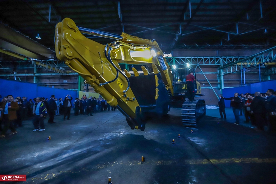 رونمایی از اولین بیل هیدرولیکی ۷۵ تن در هپکو