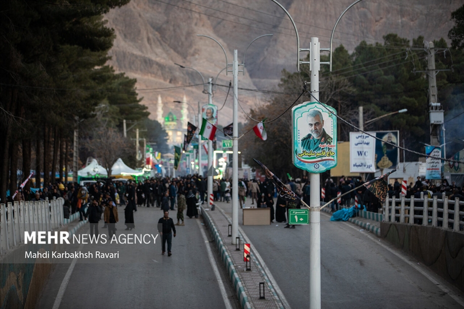 تشییع پیکر شهدای حادثه تروریستی کرمان در مصلی کرمان
