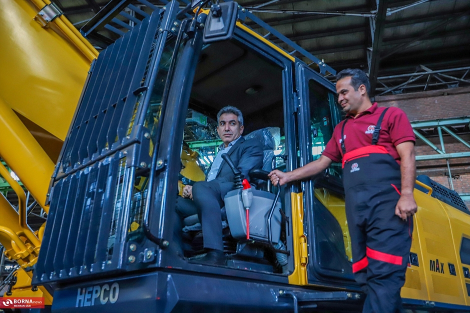 رونمایی از اولین بیل هیدرولیکی ۷۵ تن در هپکو