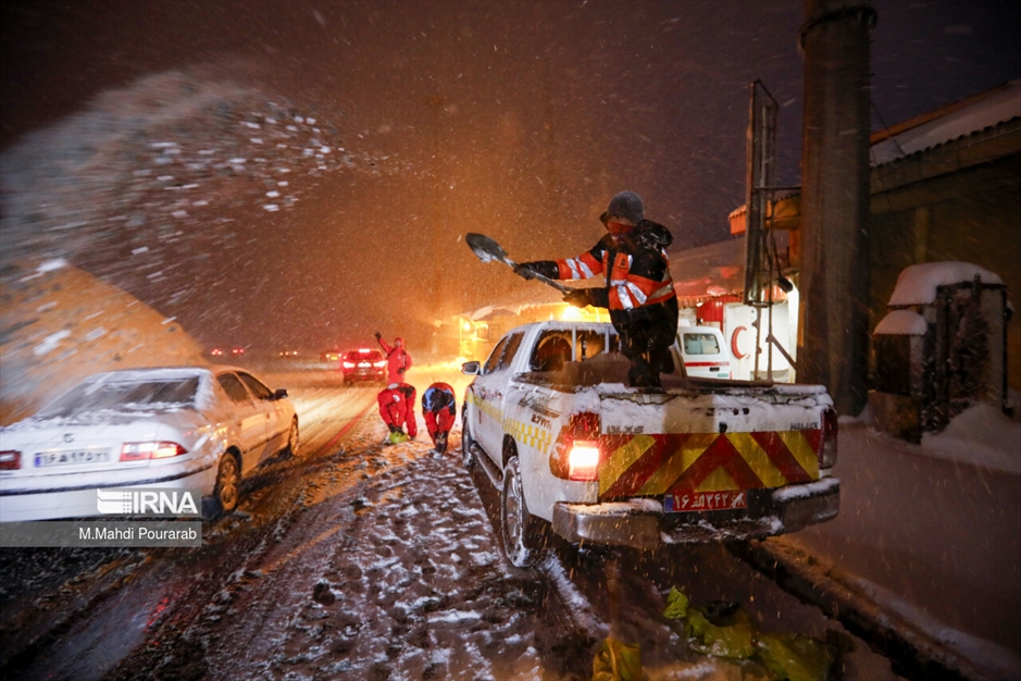 بارش برف در جاده چالوس