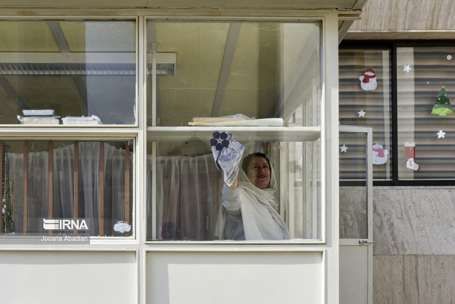 در آستانه سال نو میلادی