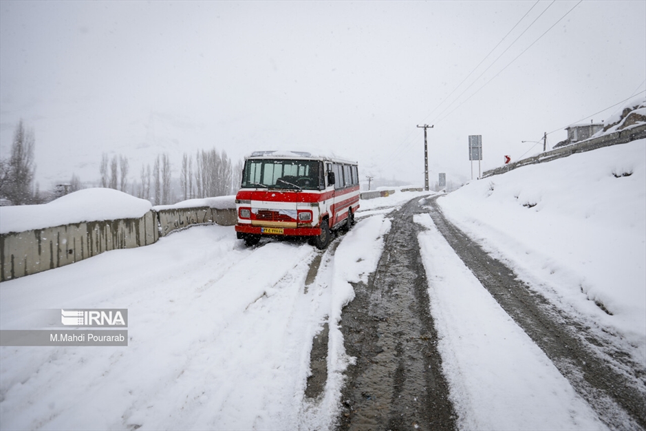 بارش برف در جاده چالوس