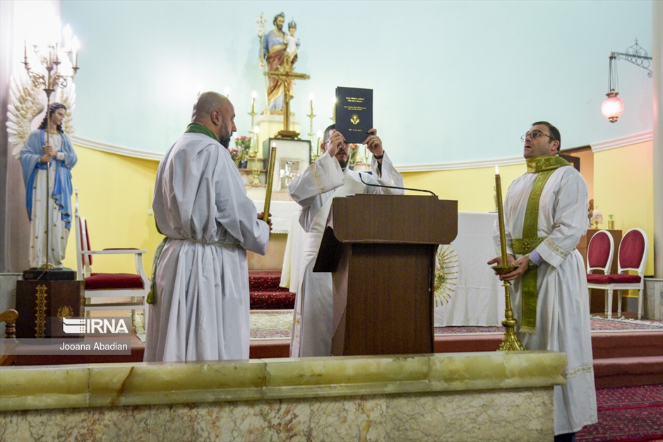 مراسم میلاد مسیح علیه‌السلام