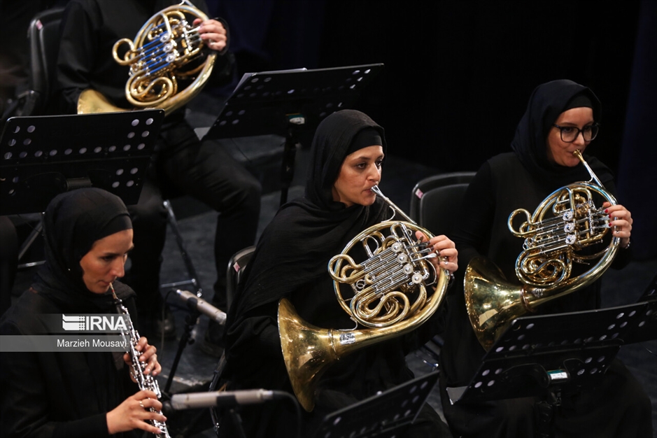 رونمایی از سمفونی «به قدقامت یاران»