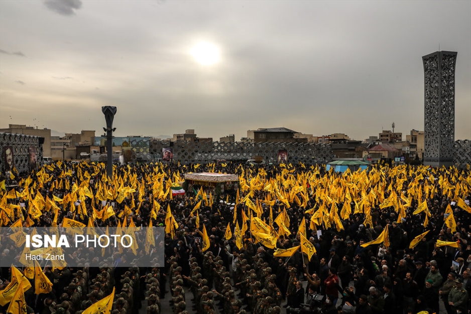 تشییع پیکر شهید سیدرضی موسوی در میدان امام حسین علیه‌السلام