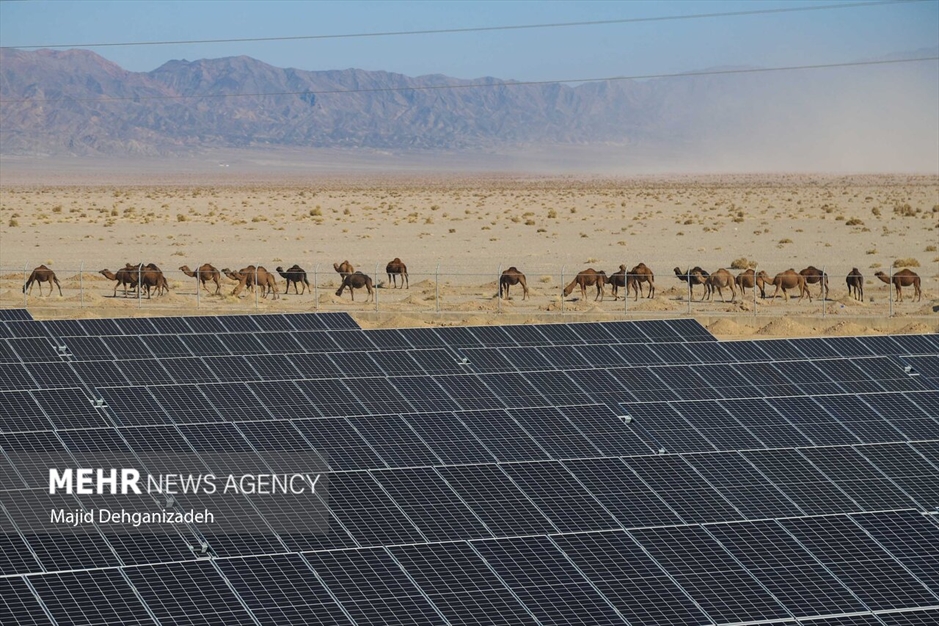 افتتاح نیروگاه ۱۰ مگاواتی «ساغند» اردکان