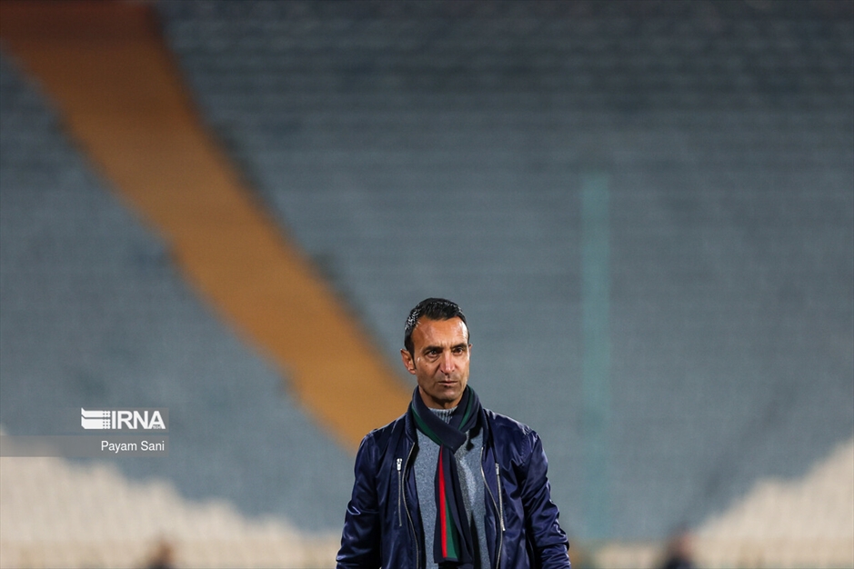 لیگ برتر فوتبال- استقلال و پیکان