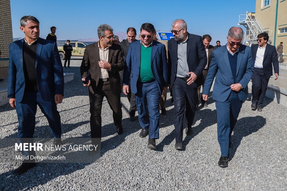 افتتاح نیروگاه ۱۰ مگاواتی «ساغند» اردکان