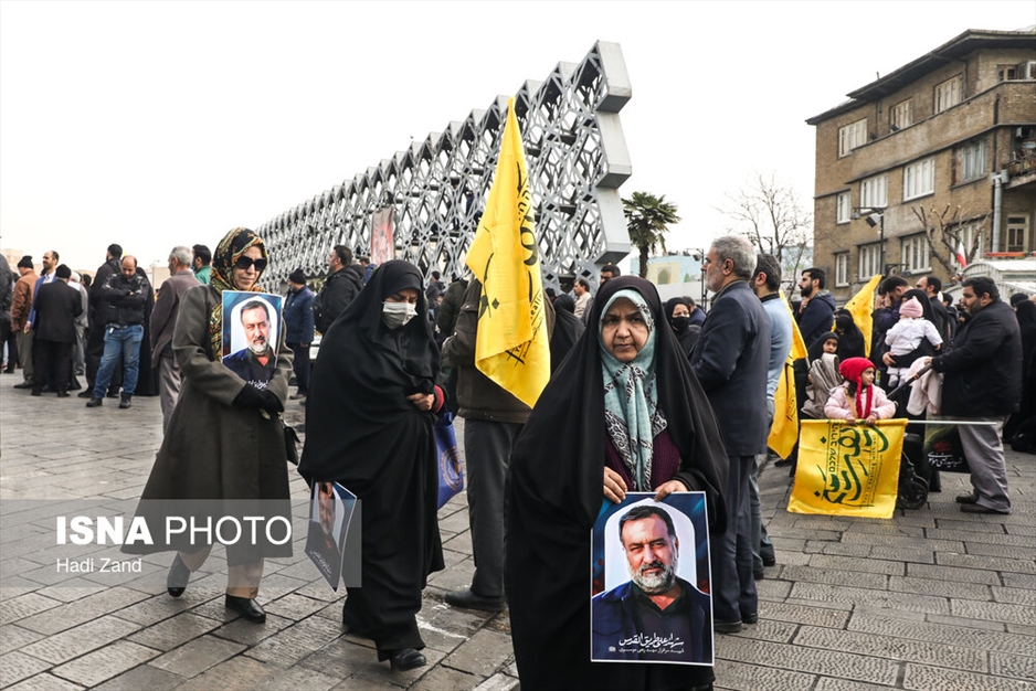 تشییع پیکر شهید سیدرضی موسوی در میدان امام حسین علیه‌السلام