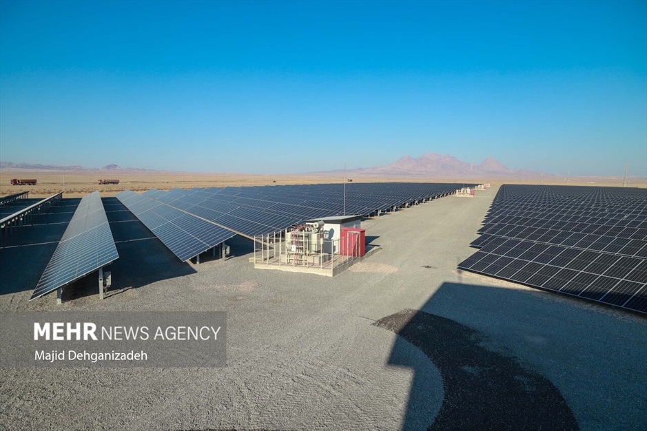 افتتاح نیروگاه ۱۰ مگاواتی «ساغند» اردکان