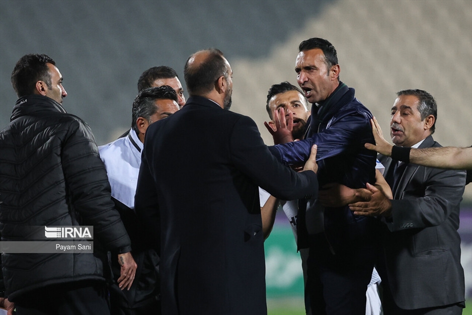 لیگ برتر فوتبال- استقلال و پیکان